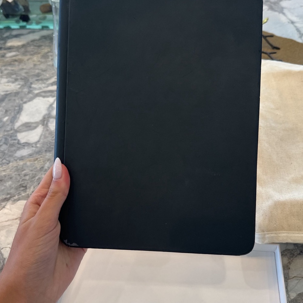 Apple Magic Keyboard for 11inch IPAD PRO